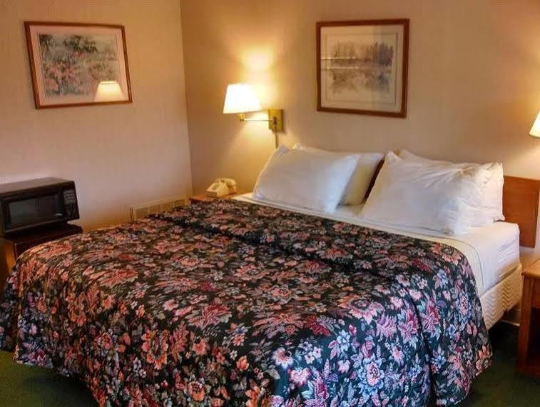 Americas Best Value Inn Marion Nc Exterior photo